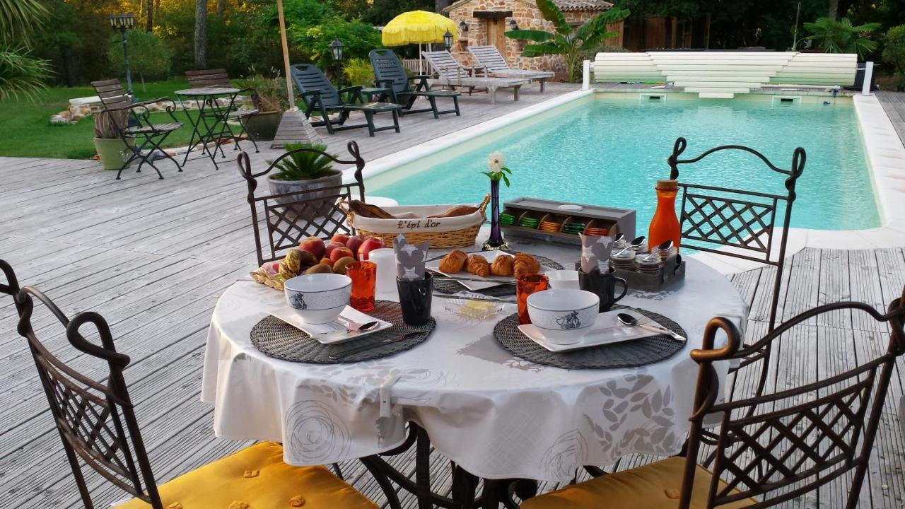 Le Jardin Des Selves Bed & Breakfast Draguignan Ngoại thất bức ảnh