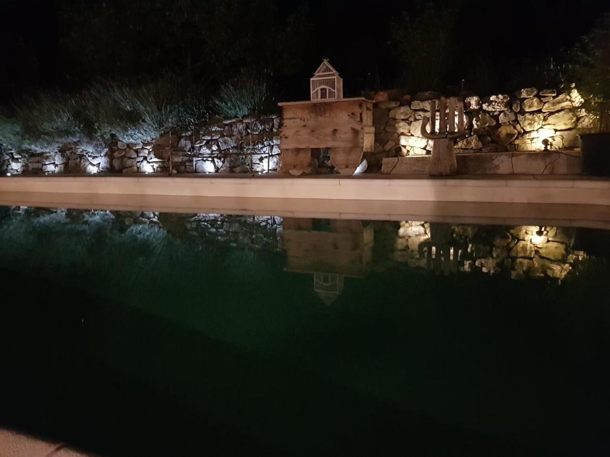 Le Jardin Des Selves Bed & Breakfast Draguignan Ngoại thất bức ảnh